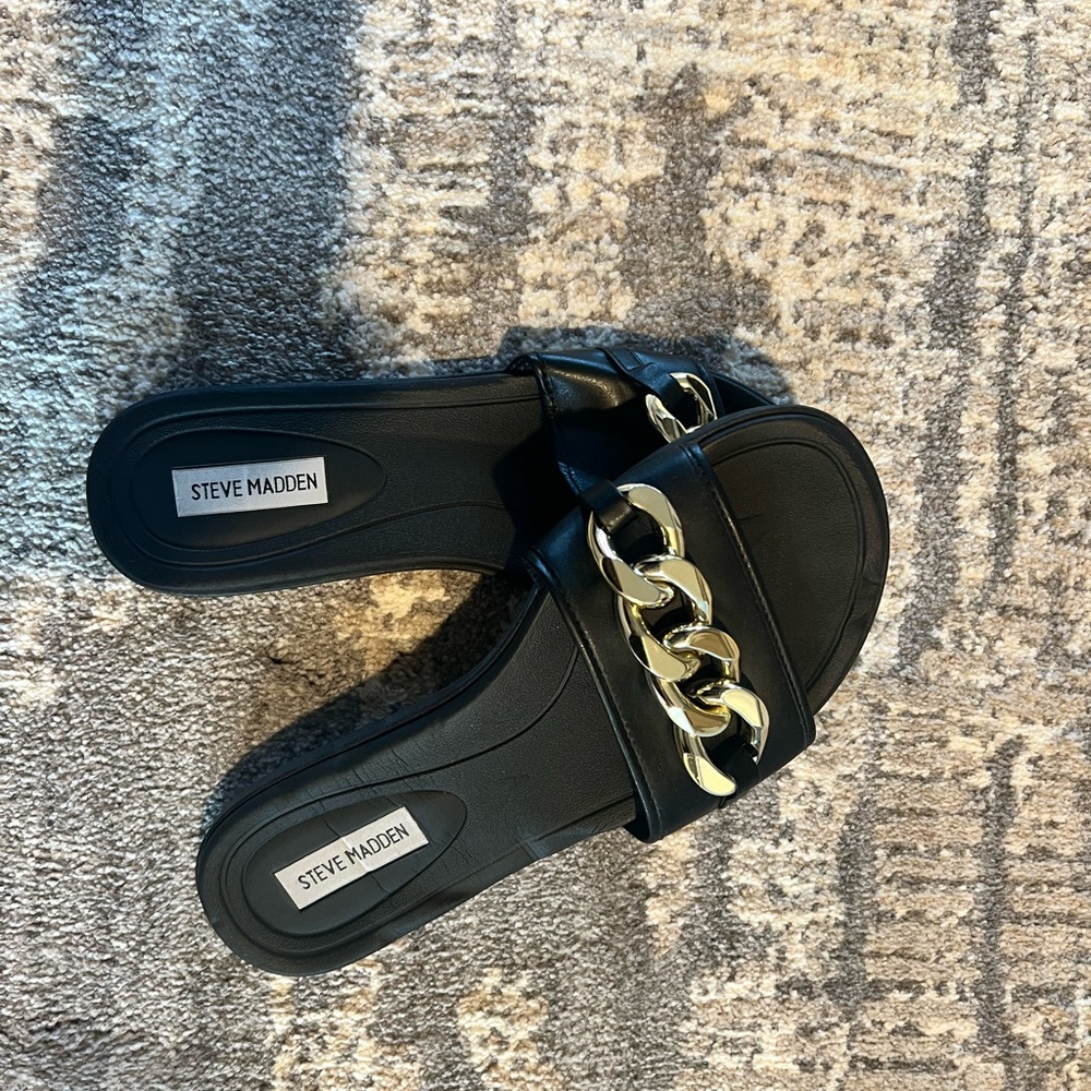 Steve Madden Black and Gold Slide Sandals